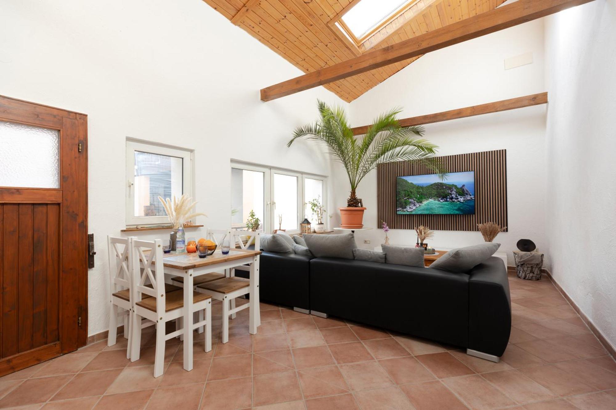 Apartment Helles Gaestehaus In St. Johann